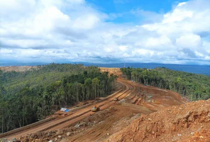 Joko Kaha: Tanah Sakral vs Logika Tambang